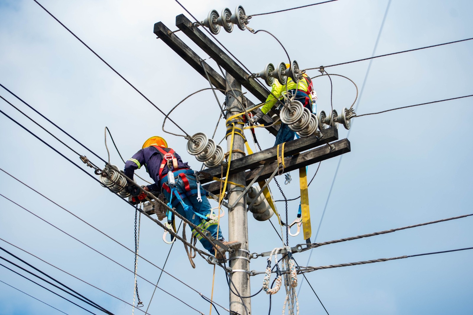 Construcción y desarrollo de infraestructura eléctrica